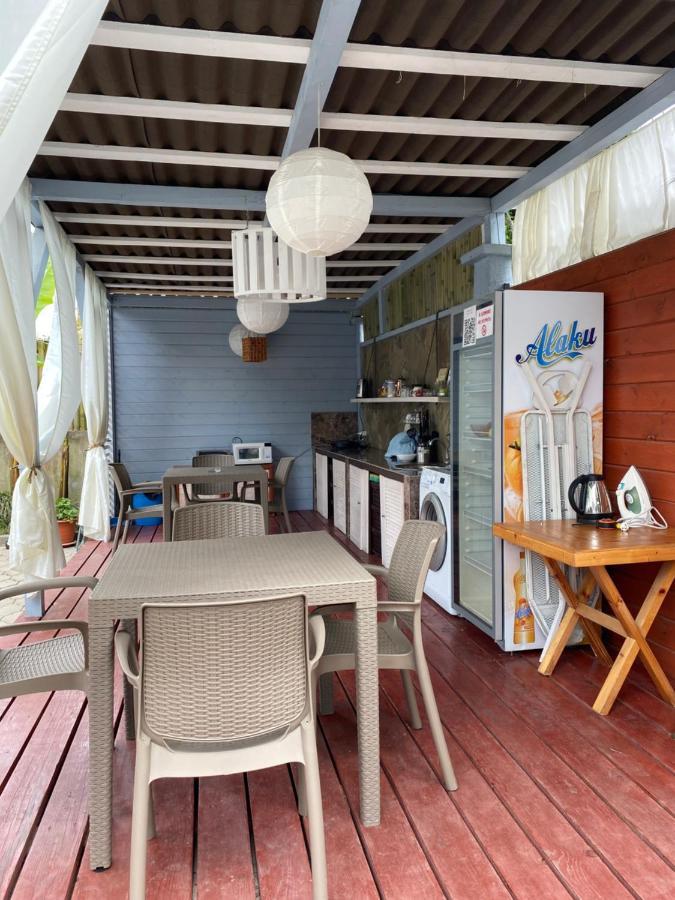 Эко Домики У Моря В Гаграх Gagra Exterior photo